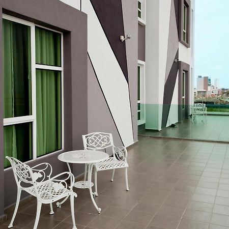 Marvelux Hotel Малакка Экстерьер фото