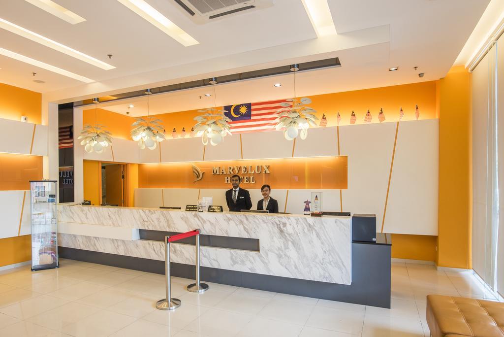 Marvelux Hotel Малакка Экстерьер фото
