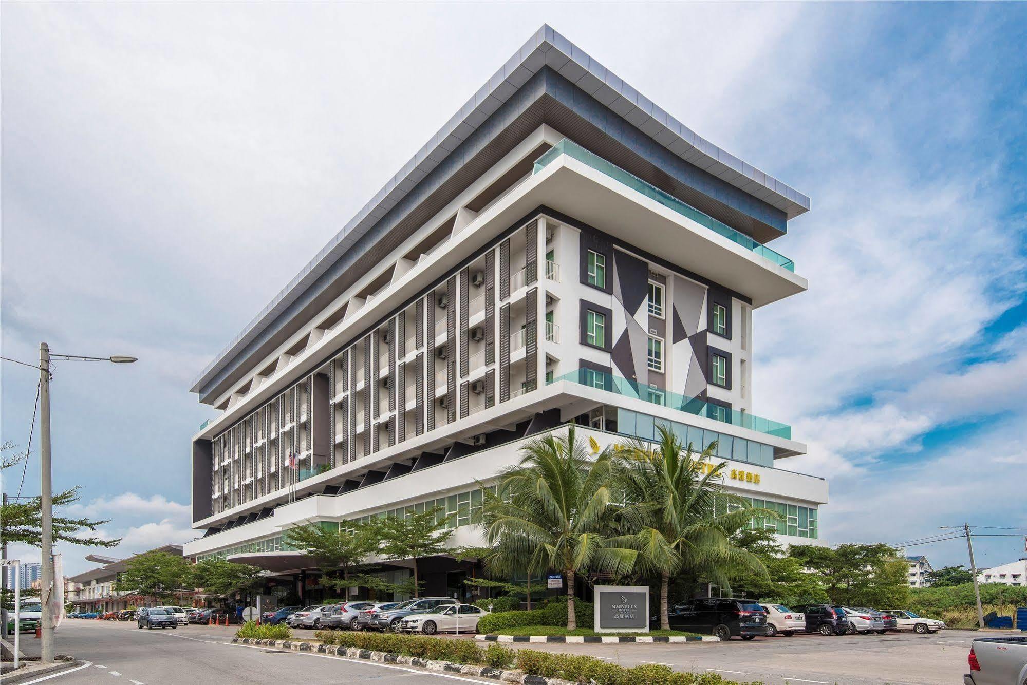 Marvelux Hotel Малакка Экстерьер фото
