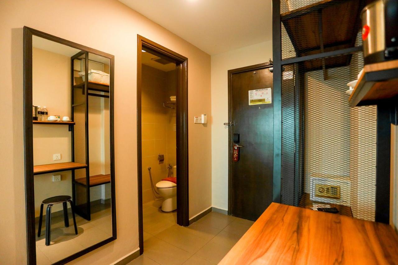 Marvelux Hotel Малакка Экстерьер фото